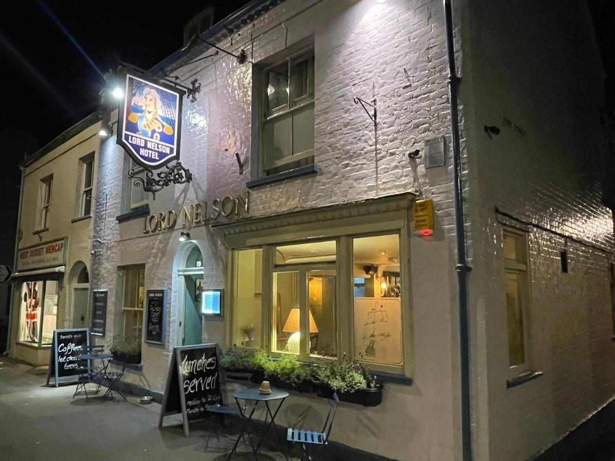 Lord Nelson Hotel Bridport Buitenkant foto